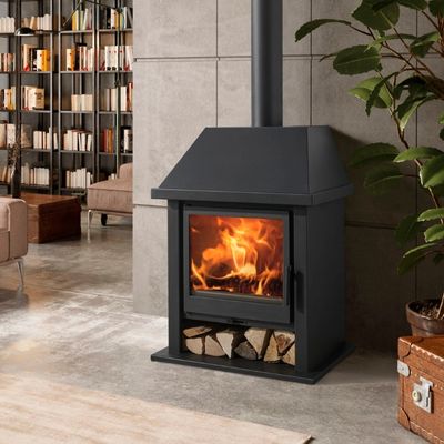 Cheminée à bois en métal pour décorer votre maison en hiver 